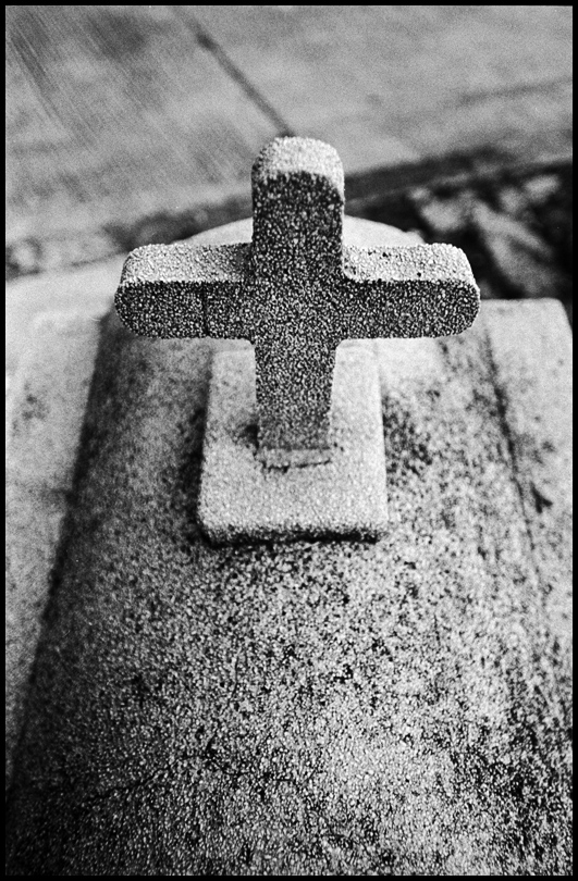 Cimitero hk 17 - ©copyright Marco Giardini