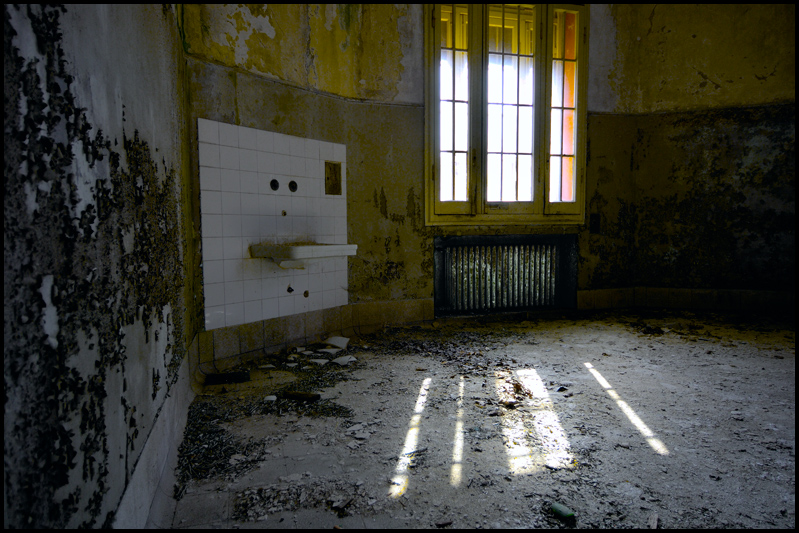 Shadows - ©copyright Marco Giardini